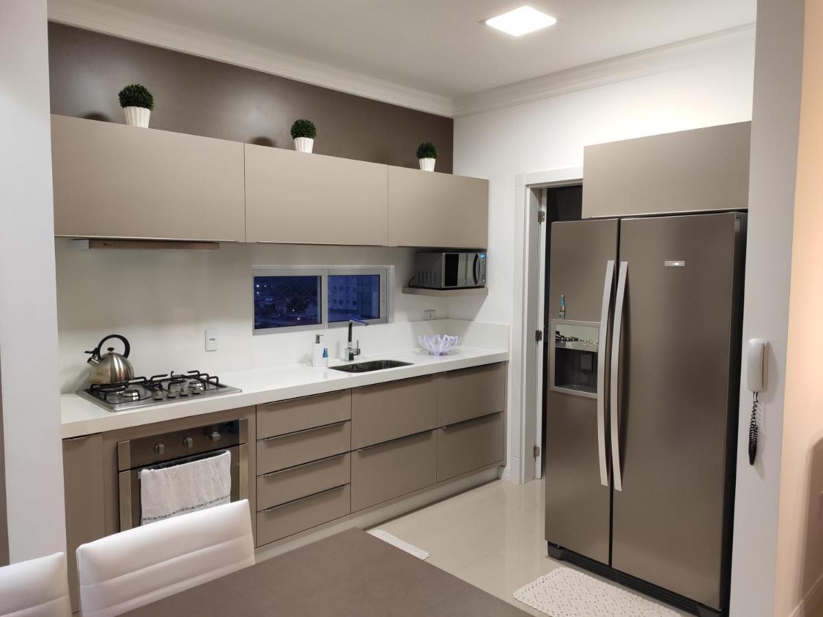 Apartamento Luxo Meia Praia อิตาเปมา ภายนอก รูปภาพ