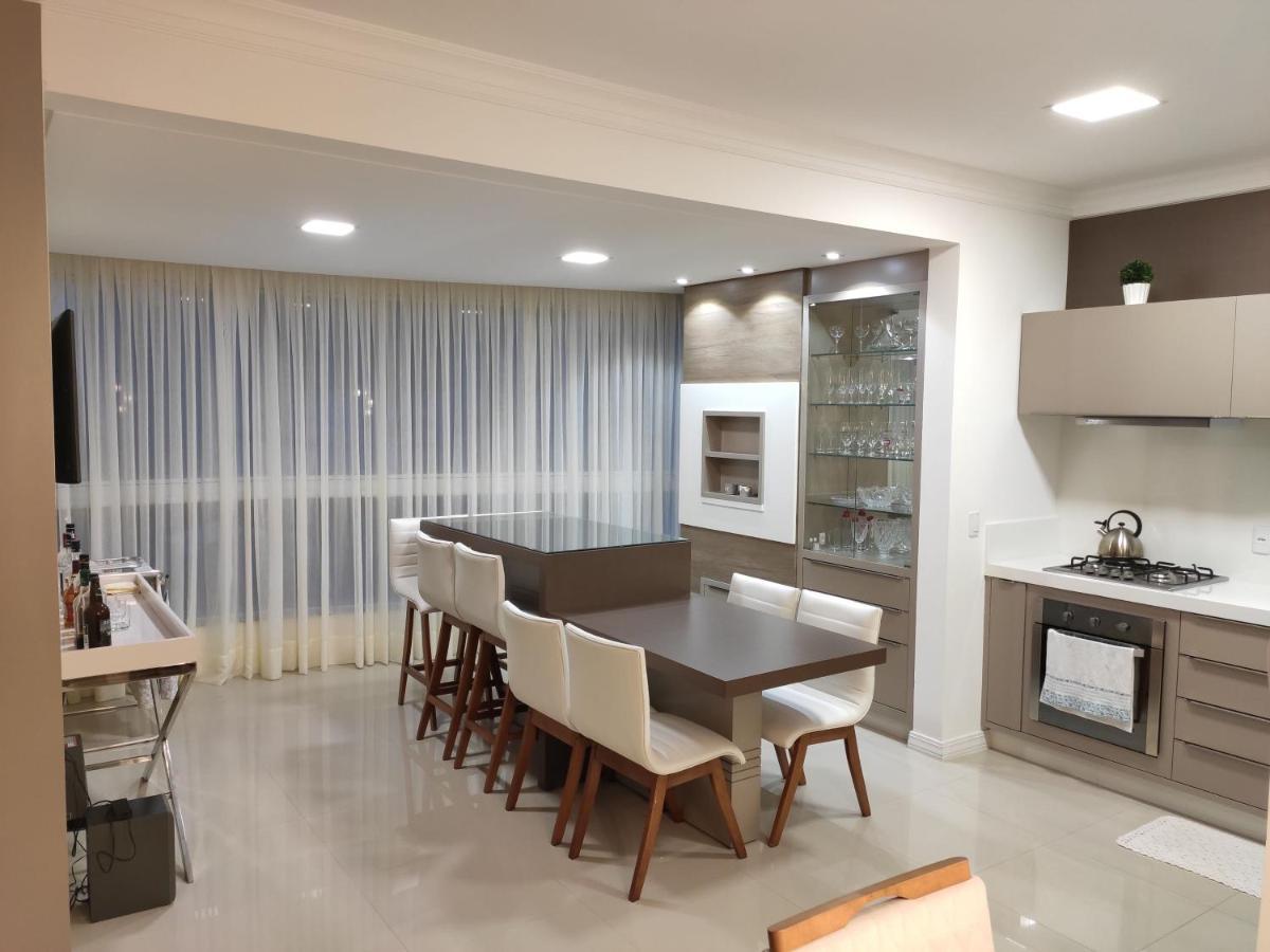 Apartamento Luxo Meia Praia อิตาเปมา ภายนอก รูปภาพ